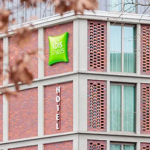 *** Otel Ibis Styles İsviçre