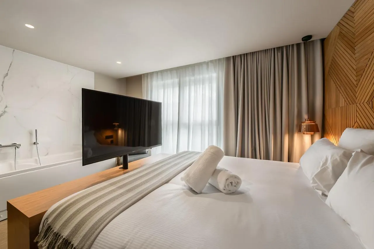 9Hotel Paquis Geneva 3*,