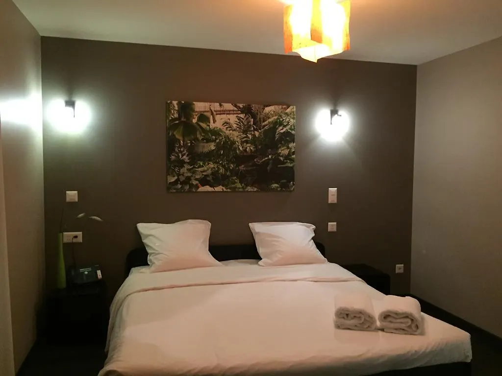 9Hotel Paquis Geneva Hotel