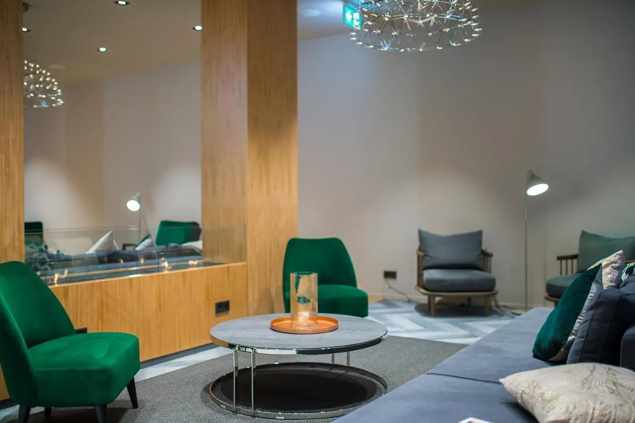 9Hotel Paquis Genève 3*,  Zwitserland